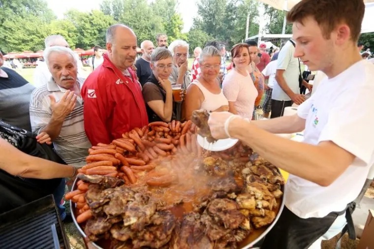 BANDIĆ OBEĆAO, BANDIĆ ISPUNIO: Nakon izbora nije slavio jer je morao delati, ali je zato sada okupirao Bundek