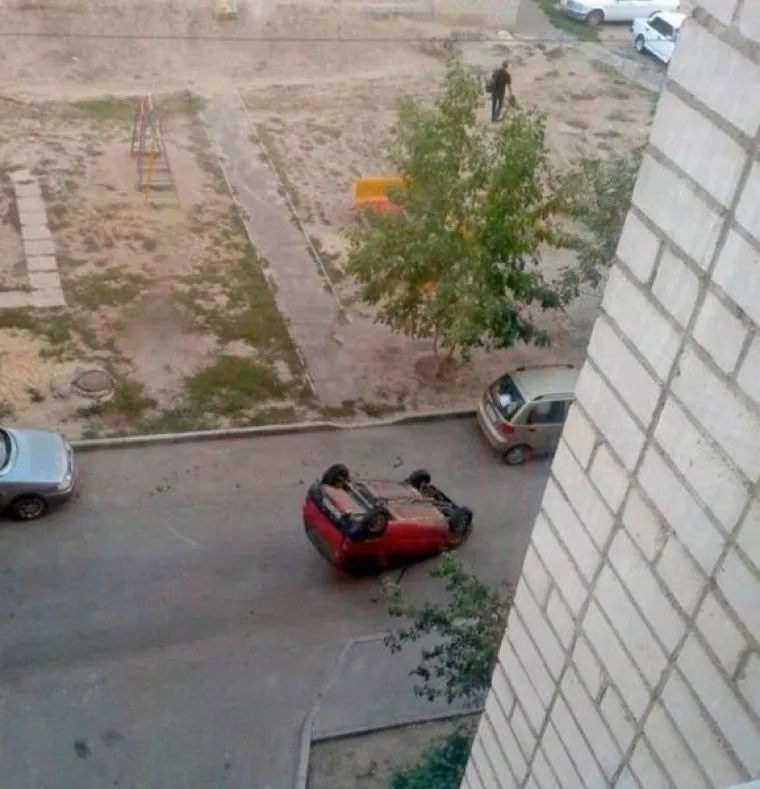 OPREZ, ŽENE ZA VOLANOM! Vozačice dokazale da i one mogu biti jednako nesposobne kao i mu&scaron;karci