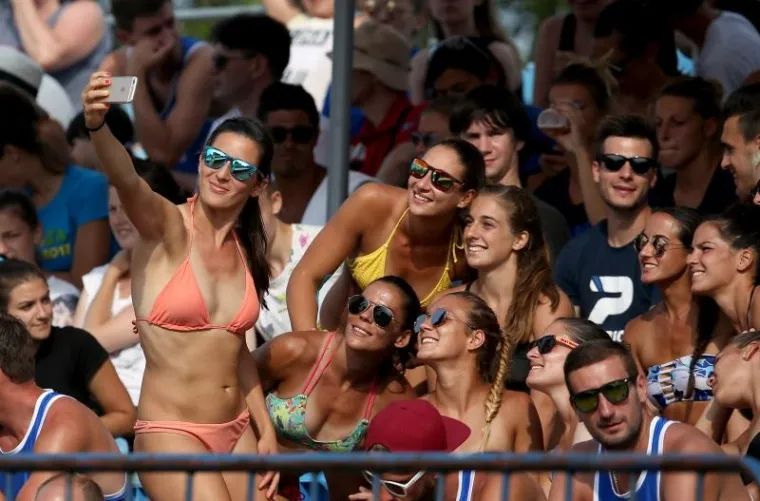 HRVATIMA BRONCA: Rukometa&scaron;i na pijesku proslavili medalju, naslov osvojili &Scaron;panjolci i Norvežanke