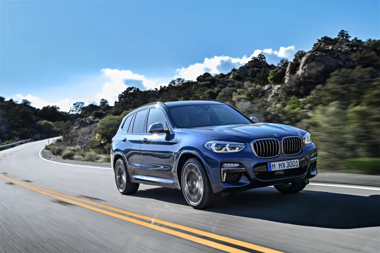 BMW POKAZAO NOVI X3: Ovo je treća generacija popularnog bavarskog SUV-a
