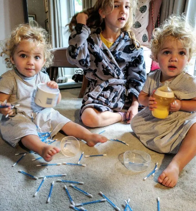 I dok mnogi muškarci jedva izlaze na kraj s jednom ženom, Simon Hooper ih ima pet!