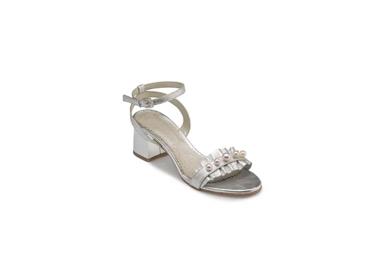 Cijena: 490,00 kuna (sniženo sa 750,00 kn)