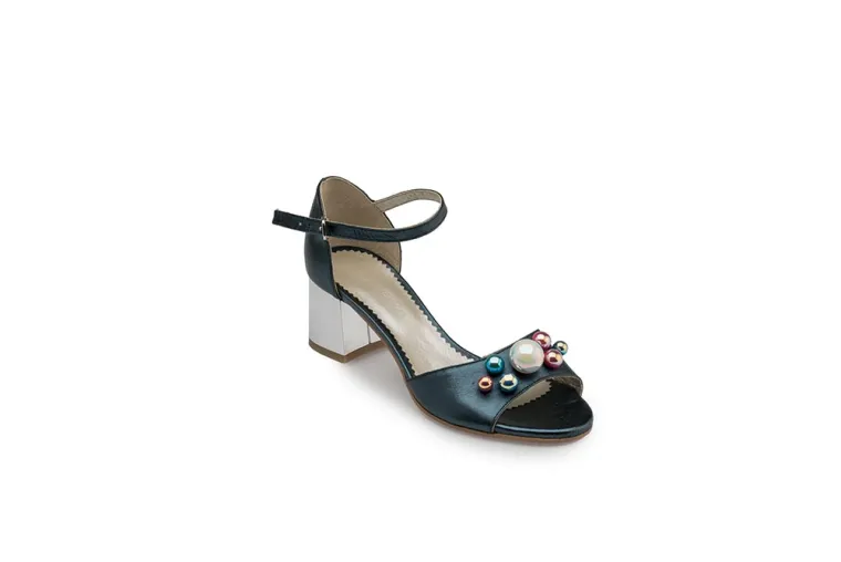 Cijena: 490,00 kuna (sniženo sa 780,00 kn)