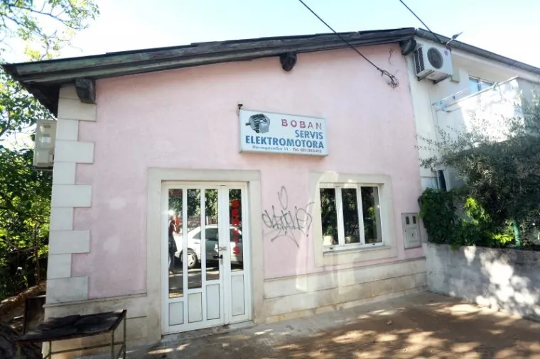 POPLAVA U SPLITU: Pukla cijev, Gripe bez vode