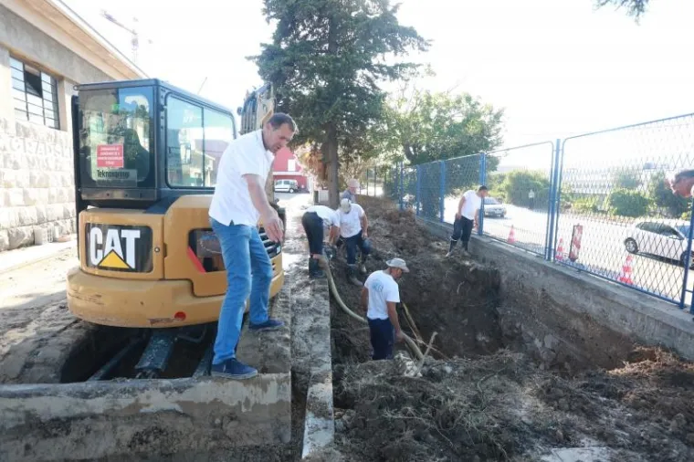 POPLAVA U SPLITU: Pukla cijev, Gripe bez vode