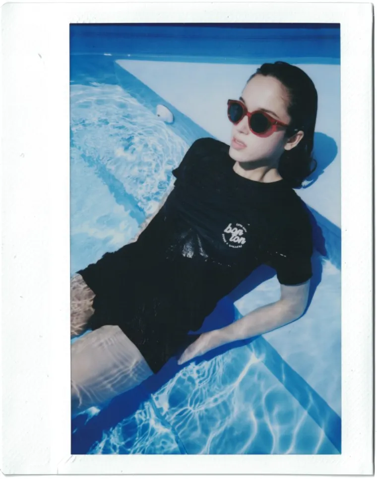 Serija fotografija snimana analognim fotoaparatima prati divnu Magdalenu (Colors model management) kroz dan proveden u prekrasnom opu&scaron;tajućem okruženju.