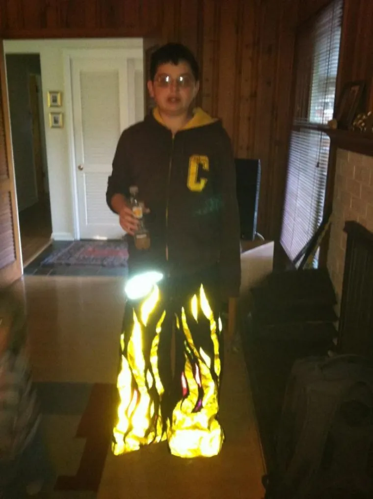 KOJA BRUKA! Kao klinci su mislili da su jako cool, a danas se smiju svojim fotkama kao i svi ostali