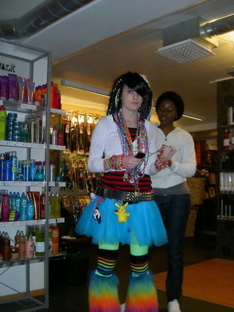 KOJA BRUKA! Kao klinci su mislili da su jako cool, a danas se smiju svojim fotkama kao i svi ostali