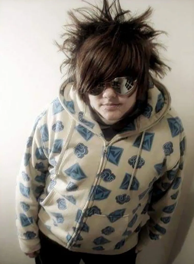 KOJA BRUKA! Kao klinci su mislili da su jako cool, a danas se smiju svojim fotkama kao i svi ostali