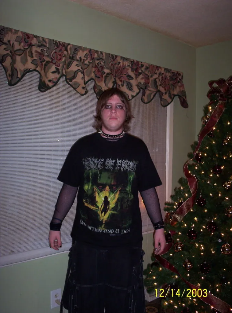 KOJA BRUKA! Kao klinci su mislili da su jako cool, a danas se smiju svojim fotkama kao i svi ostali