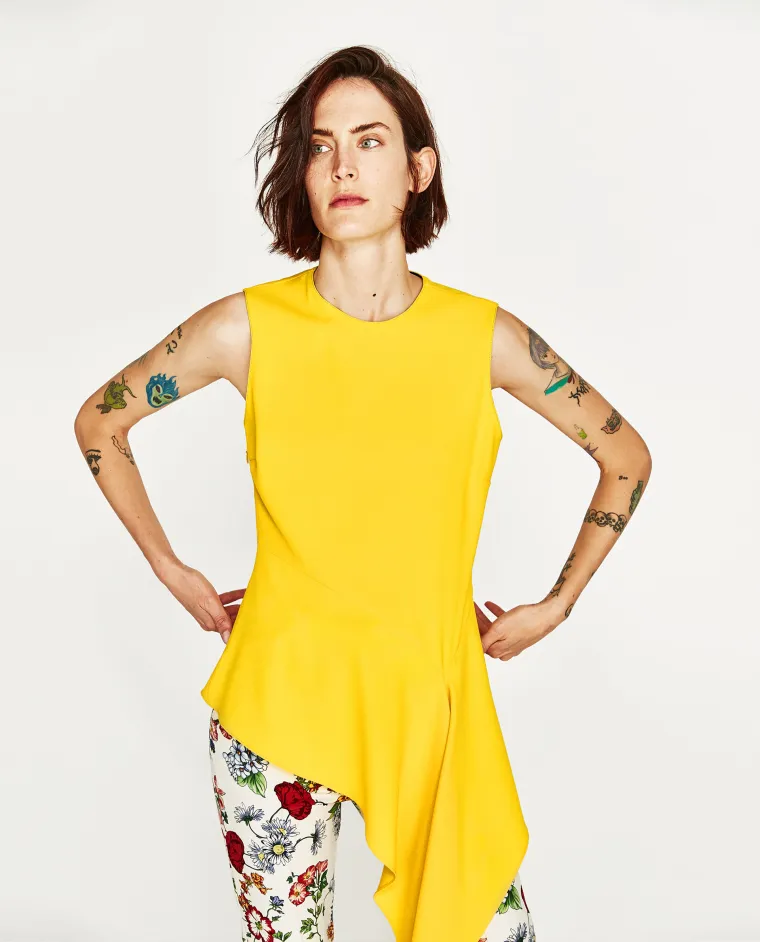 Asimetrični top, Zara, 149,90 kuna