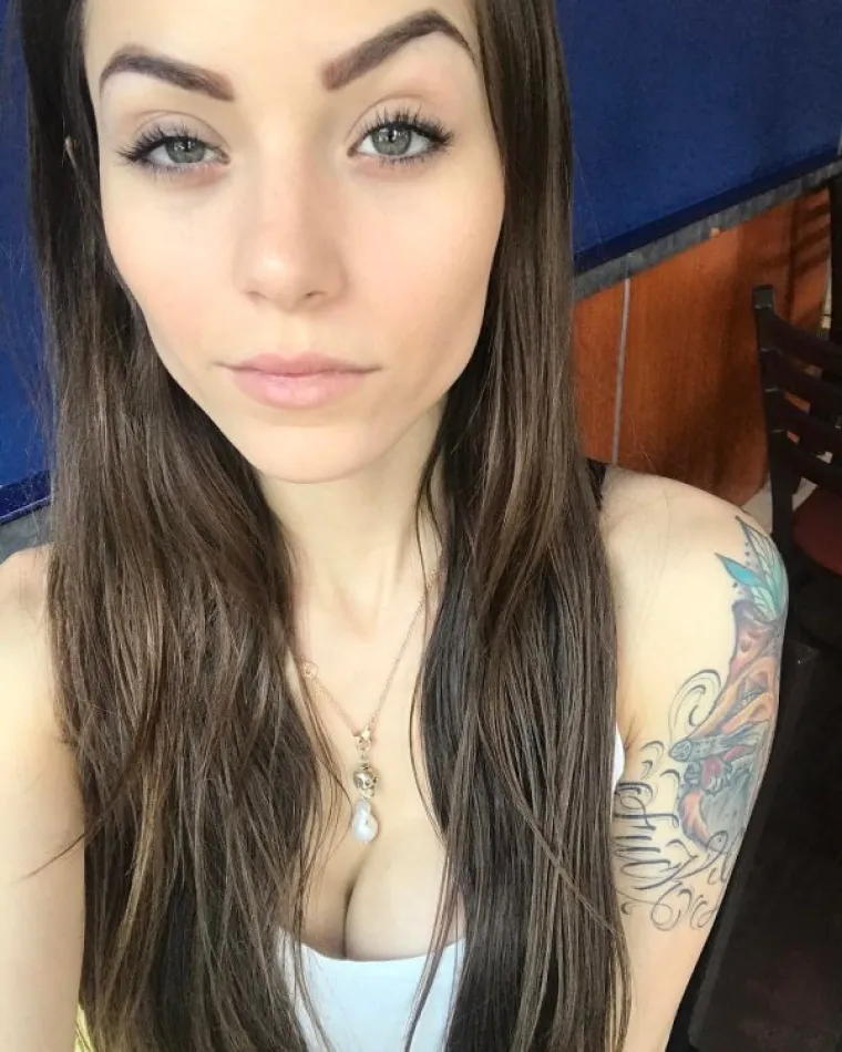 NEOSPORNO SEKSI: Mislite li da je prirodno uvijek ljep&scaron;e ove cure će vas razuvjeriti