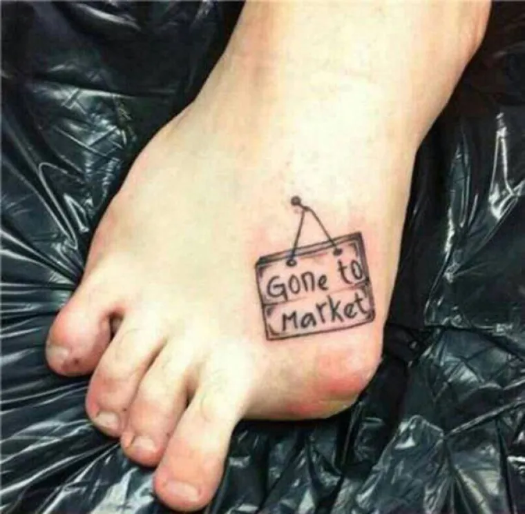 S TIM RUGLOM MORAT ĆE SE NOSITI DO KRAJA ŽIVOTA: Njihove tetovaže su toliko lo&scaron;e da su možda prava remek-djela