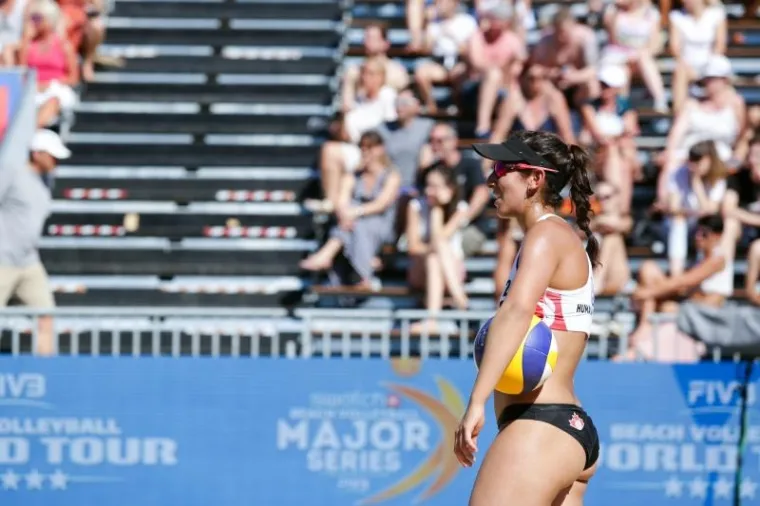 SEKSI DO BOLA: Uvjerite se jo&scaron; jednom za&scaron;to je odbojka na pijesku jedan od najatraktivnijih sportova