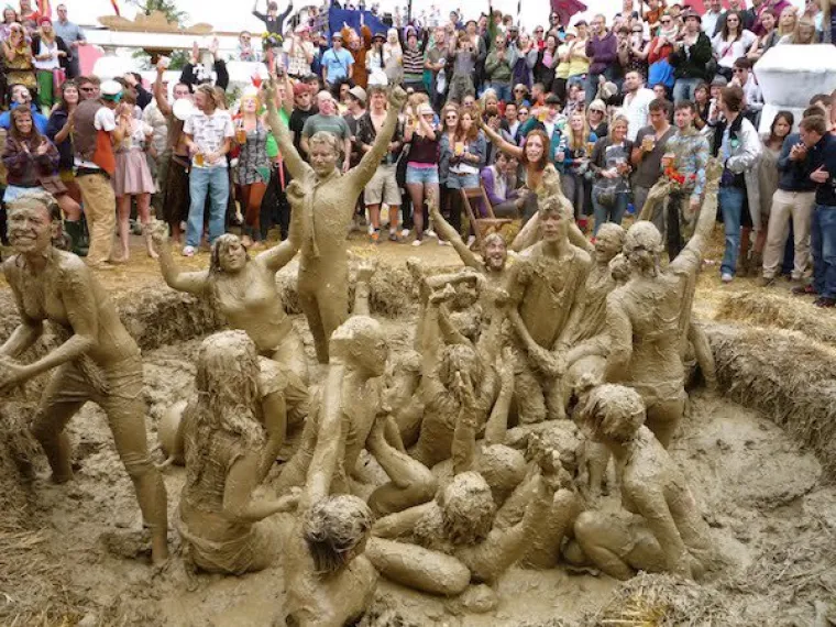 MORA&Scaron; SKUPIT' SVE BOLE&Scaron;TINE! Glazbeni festivali mogu biti popri&scaron;te nevjerojatnog razvrata, gledate na vlastitu odgovornost