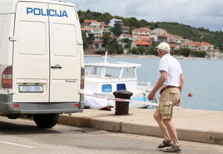 TISNO: Iz mora izvučeno mrtvo tijelo mlađeg mu&scaron;karca