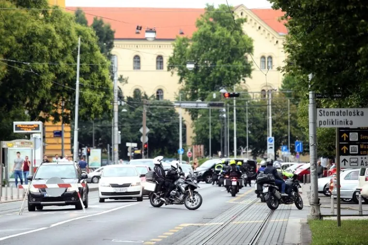 KRIŽANJE OD KOJEG BOLI GLAVA: Radovi u središtu Zagreba izazvali velike gužve