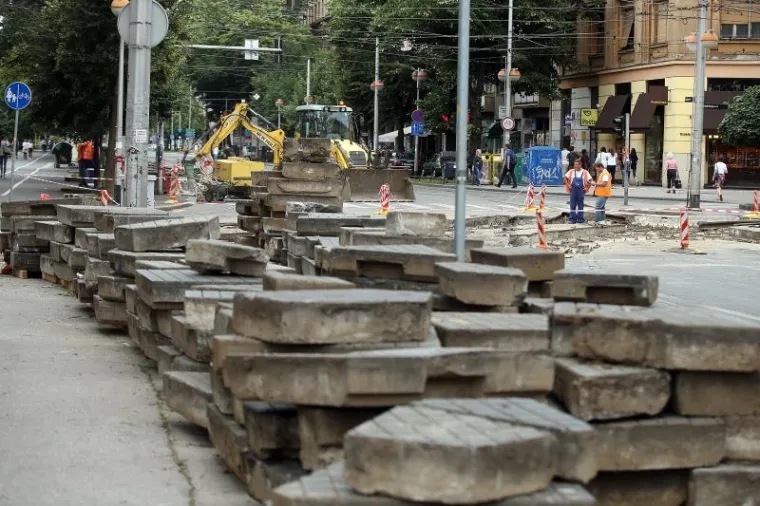 KRIŽANJE OD KOJEG BOLI GLAVA: Radovi u središtu Zagreba izazvali velike gužve