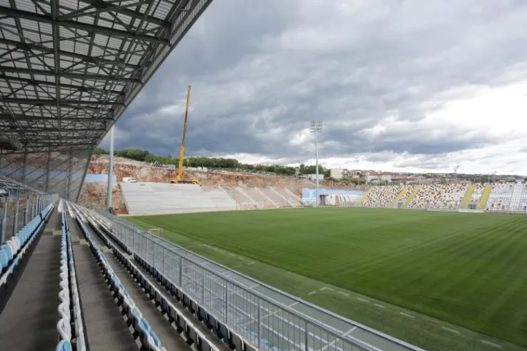 RIJEKA SE SPREMA ZA LIGU PRVAKA: Evo kako napreduje izgradnja sjeverne tribine na Rujevici