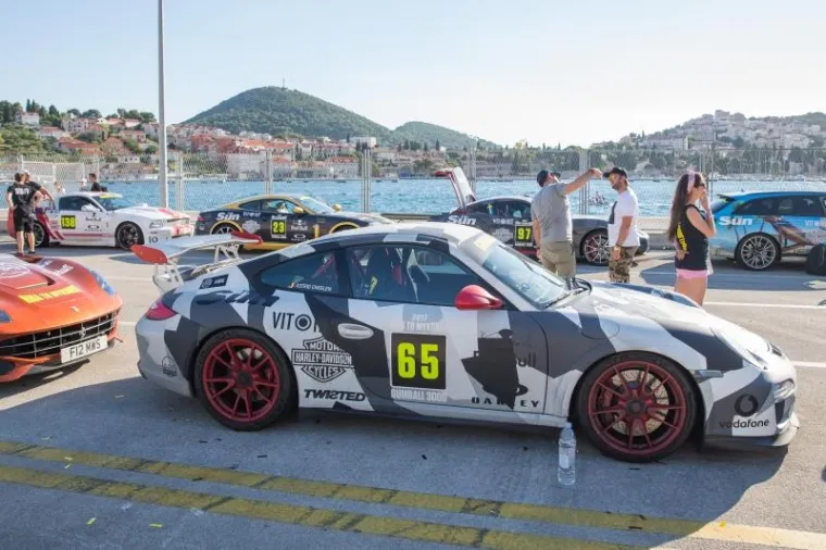 KARAVANA STIGLA U DUBROVNIK: Pogledajte skupocjene jurilice od kojih će vam se zavrtjeti u glavi