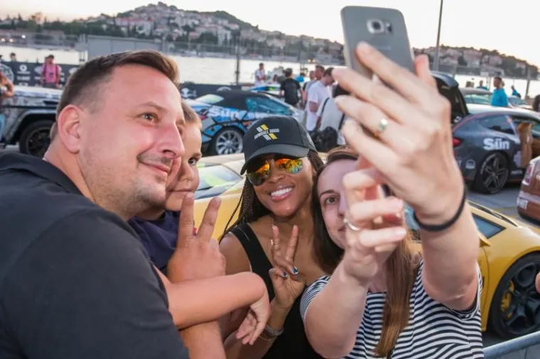 KARAVANA STIGLA U DUBROVNIK: Pogledajte skupocjene jurilice od kojih će vam se zavrtjeti u glavi