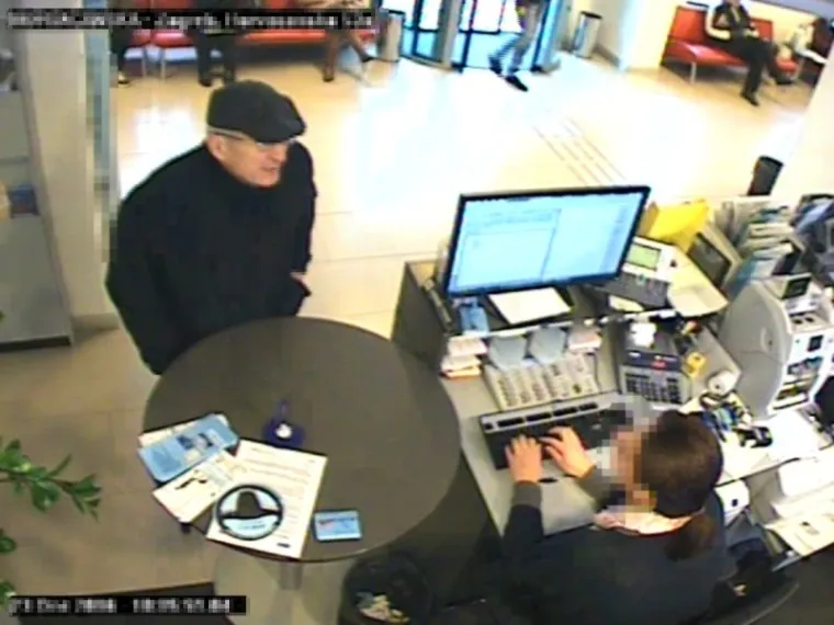 POLICIJSKA POTRAGA: Traži se bilo kakva informacija o mu&scaron;karcu koji je krivotvorenim ispravama podignuo veću količinu novca