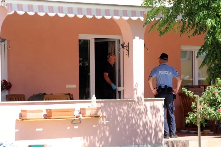 OVDJE JE SMOJVER UBIO RAKIĆA: Evo kako izgleda mjesto stra&scaron;nog zločina na Rabu