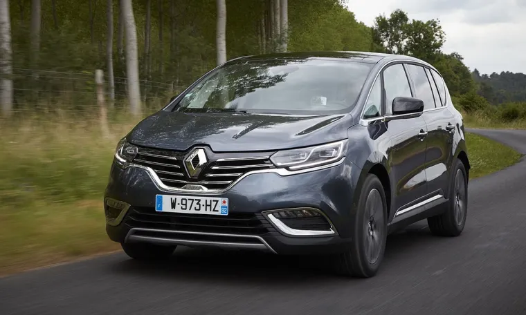 Espace je ispod poklopca stavio 1,8-litreni motor kojeg je 'posudio' od sportske Alpine A110 pa sada razvija 225 konjskih snaga i 300 Nm najvećeg okretnog momenta.