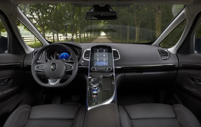 NOVA BOJA, NOVI NAPLATCI... Mnogo je toga novog na Espaceu, no najveća je novost ispod poklopca motora