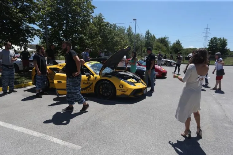 SUPERSPORTSKI AUTOMOBILI NA PROPUTOVANJU HRVATSKOM: Najekskluzivniji reli na svijetu posjetio Rimčev pogon u Svetoj Nedjelji