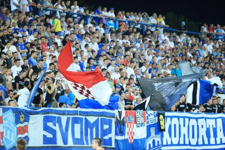 LUDNICA U OSIJEKU: Pogledajte kakvu je atmosferu napravila Kohorta u Gradskom vrtu