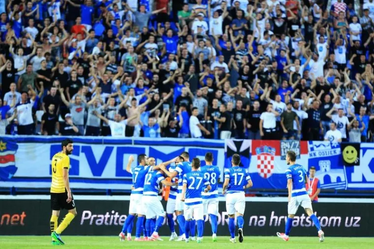 LUDNICA U OSIJEKU: Pogledajte kakvu je atmosferu napravila Kohorta u Gradskom vrtu