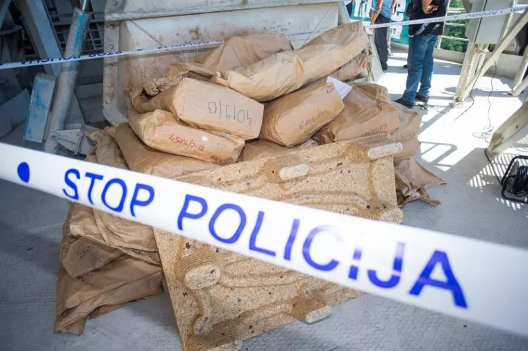SPALJIVANJE DROGE U NAŠICAMA: Gotovo tona marihuane i stotine kilograma heroina i kokaina otišlo u dim