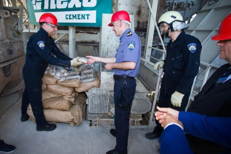 SPALJIVANJE DROGE U NA&Scaron;ICAMA: Gotovo tona marihuane i stotine kilograma heroina i kokaina oti&scaron;lo u dim