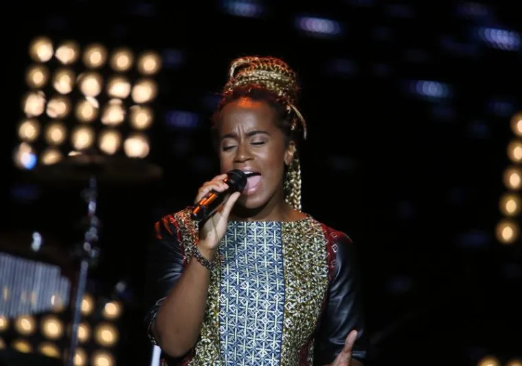 ZAPALIO PROKURATIVE: Gibonni svojim najvećim hitovima otvorio 57. po redu Splitski festival