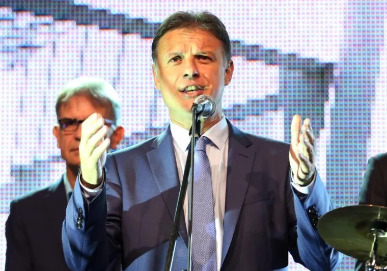 Predsjednik Hrvatskoga sabora Gordan Jandroković rekao je kako je taj hotel ponos Hrvatske."Ovo je objekt koji se može mjeriti s najboljim svjetskim hotelima i moramo se svi zajedno ponositi. 'Olympia Sky' je dio mozaika hrvatskog turizma. Događa se veliki razvoj kojeg ni sami nismo svjesni. Rastemo po dvoznamenkastim stopama, a turizam je na&scaron;a najjača gospodarska grana, na povijesno smo niskoj razini nezaposlenosti, izi&scaron;li smo iz procedure prekomjernog deficita, izvoz nam raste i imamo razloga za zadovoljstvo" ,kazao je Jandroković te proglasio hotel otvorenim.