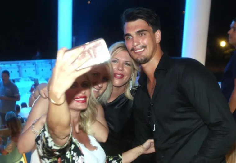 INVESTICIJA TE&Scaron;KA 172 MILIJUNA KUNA: Pogledajte kako izgleda spektakularni novi hotel u Vodicama