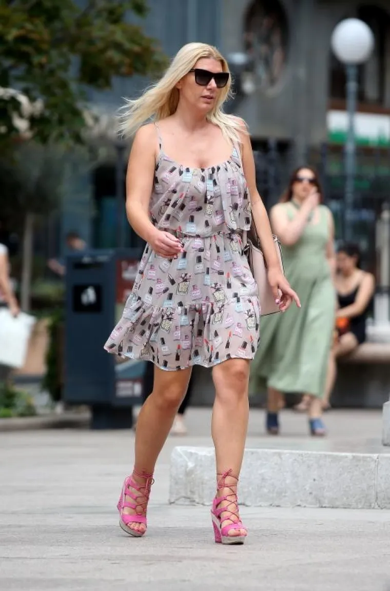 LIJEPE ŽENE PROLAZE KROZ GRAD: Pogledajte kako su se Zagrepčanke sredile za subotnju &scaron;picu