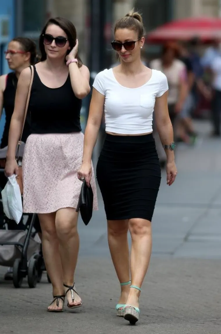 LIJEPE ŽENE PROLAZE KROZ GRAD: Pogledajte kako su se Zagrepčanke sredile za subotnju &scaron;picu