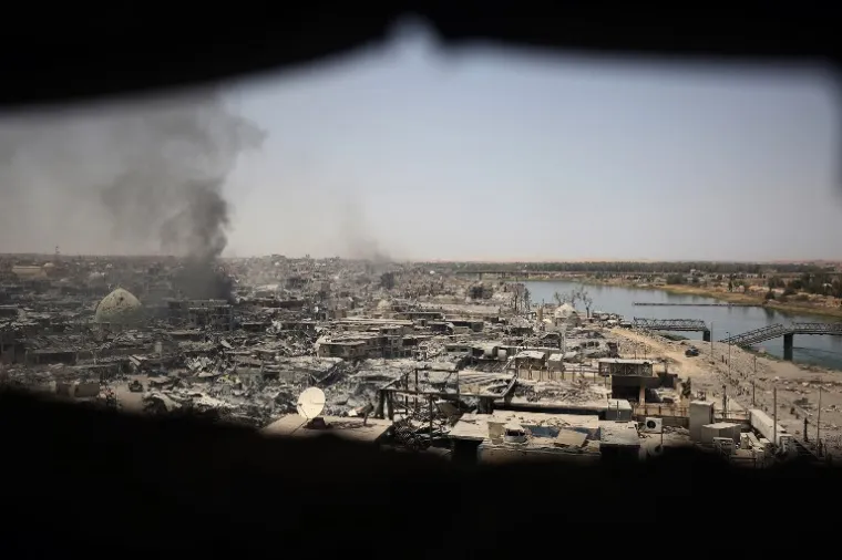 FOTOGRAFIJE POTPUNO RAZRUŠENOG GRADA: Iračke snage proglasile su pobjedu nad ISIS-om u Mosulu