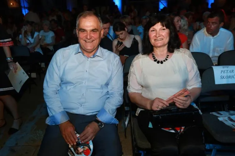 MIA I MARKO &Scaron;KUGOR POBJEDNICI SPLITSKOG FESTIVALA: Evo kako je pro&scaron;la finalna večer