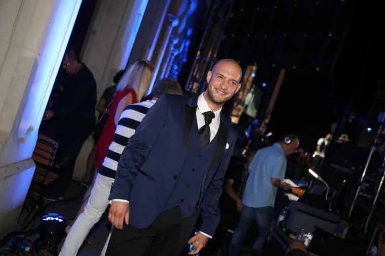 MIA I MARKO &Scaron;KUGOR POBJEDNICI SPLITSKOG FESTIVALA: Evo kako je pro&scaron;la finalna večer