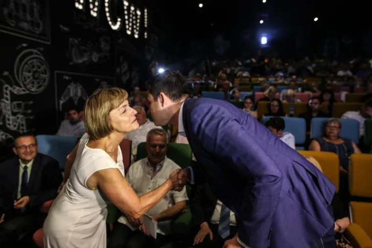 Pogledajte tko je sve do&scaron;ao na osnivačku skup&scaron;tinu nove stranke biv&scaron;ih HNS-ovaca