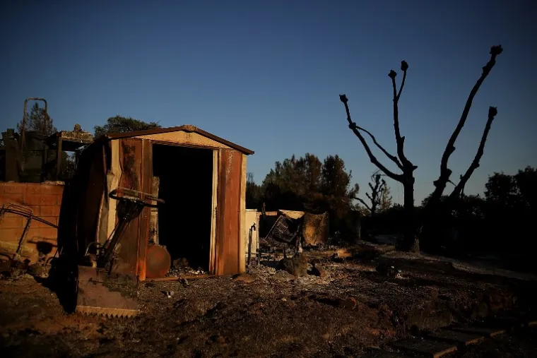 RAZORNA SNAGA PRIRODE UHVAĆENA KAMEROM: Kalifornijom haraju stravični požari, scene su nevjerojatne