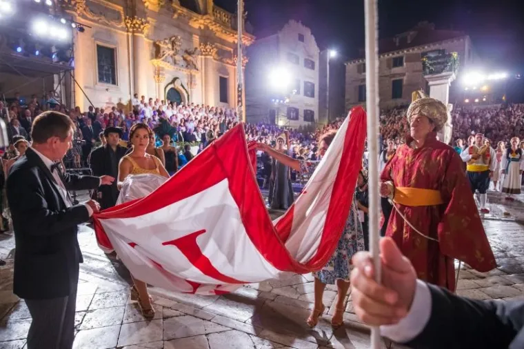 OTVORENE 68. DUBROVAČKE LJETNE IGRE: Na svečanom otvorenju bilo pola Vlade: 'One su radost, izazov, očekivanje i ponos'