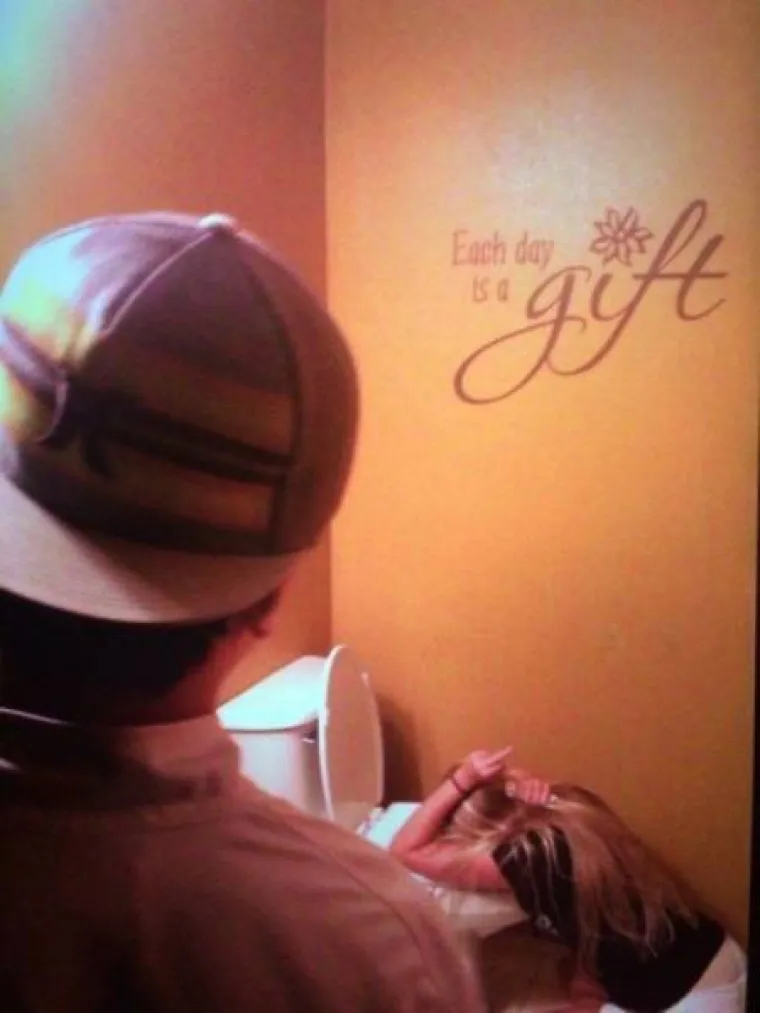 Dobili amneziju zbog previ&scaron;e alkohola, ali srećom postoje fotografski dokazi