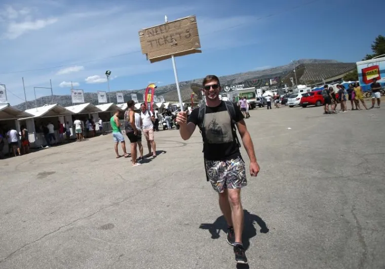 PARTI MOŽE POČETI! Ljubitelji zabave sa svih strana svijeta polako okupiraju Split u i&scaron;čekivanju Ultre