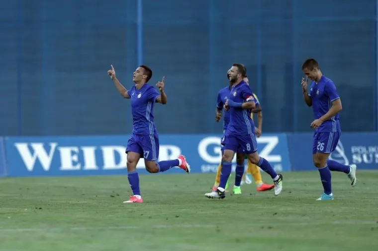 MODRI NA MAKSIMIRU OTVORILI NOVU SEZONU: Pogledajte kakvu su atmosferu napravili Boysi