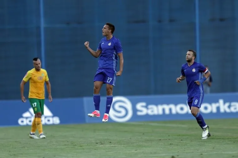 MODRI NA MAKSIMIRU OTVORILI NOVU SEZONU: Pogledajte kakvu su atmosferu napravili Boysi