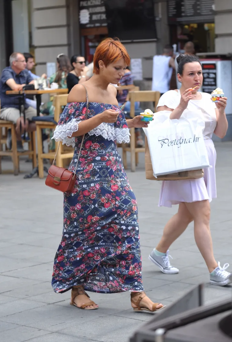 Djevojke u vrućem izdanju na zagrebačkoj &scaron;pici